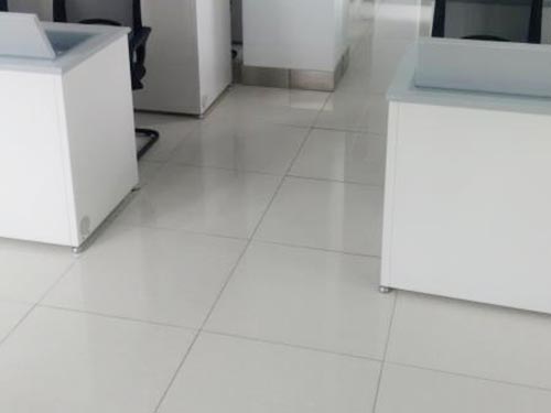 陶瓷全鋼防靜電活動(dòng)地板