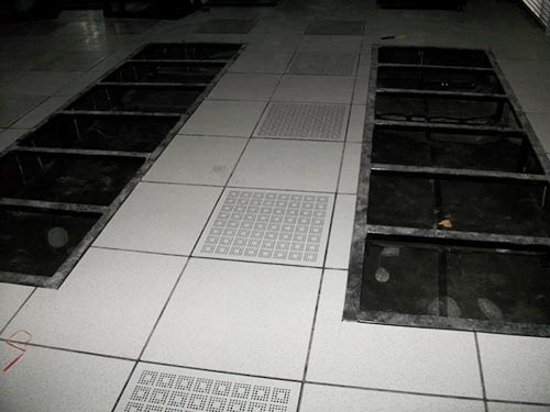 通風(fēng)地板，通風(fēng)防靜電地板